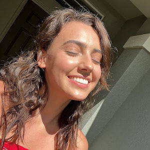 Meet your Posher, Hannah